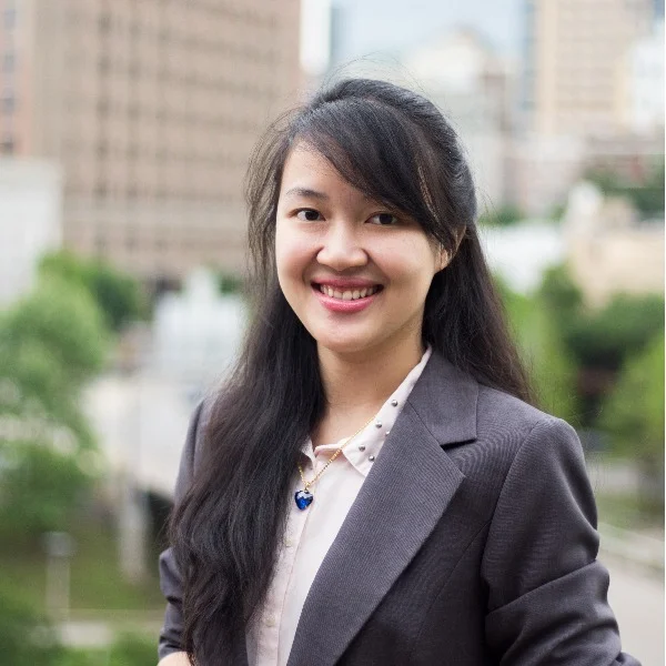 Nhi Y. Le